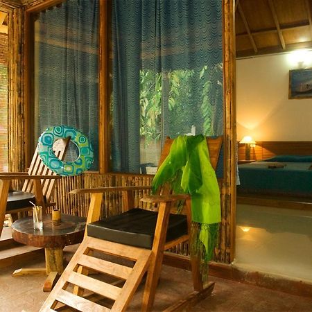 Hotel Wild Orchid à Kala Pathar Beach Extérieur photo