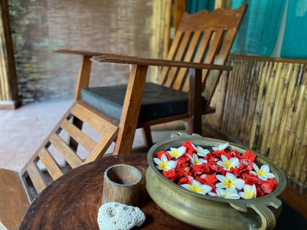 Hotel Wild Orchid à Kala Pathar Beach Extérieur photo